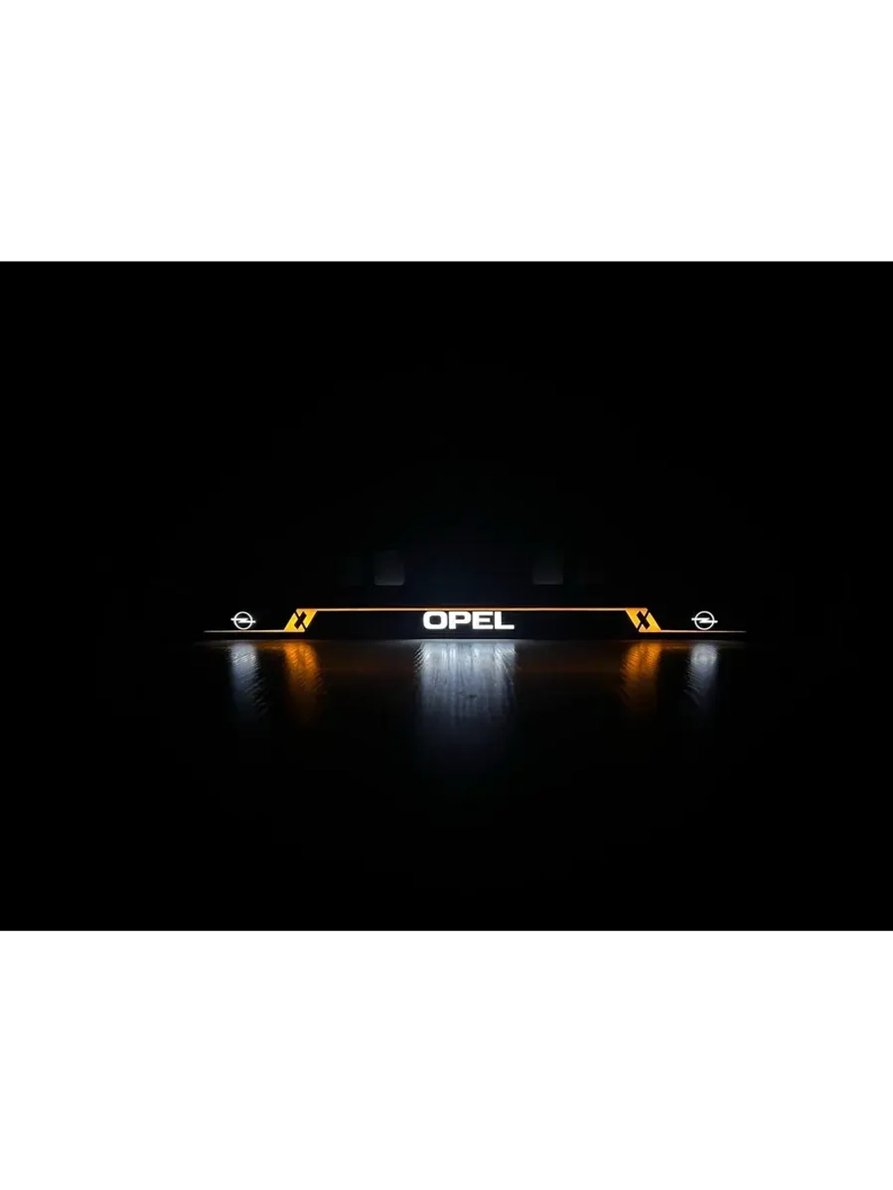 Рамка для номера с подсветкой. ORANGE LAIN Opel.