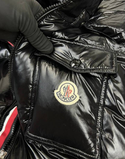 Пуховик Moncler Montbeliard
