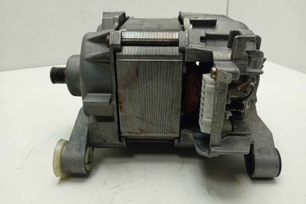 S1WTF3002A кт143 Двигатель 6 контактов для стиральной машины Siemens S1WTF3002A б/у