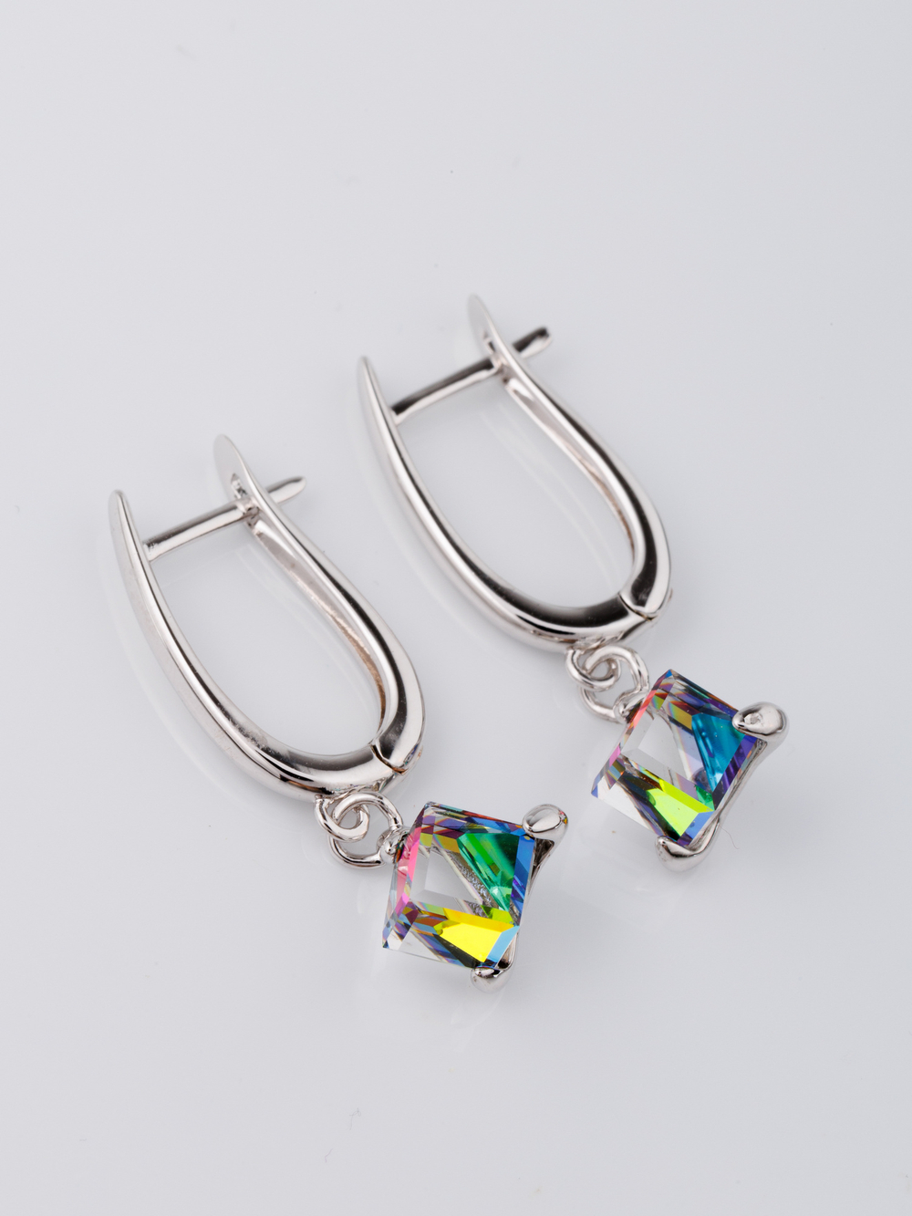 Серьги-подвески Миражи с зеленым кубиком Swarovski