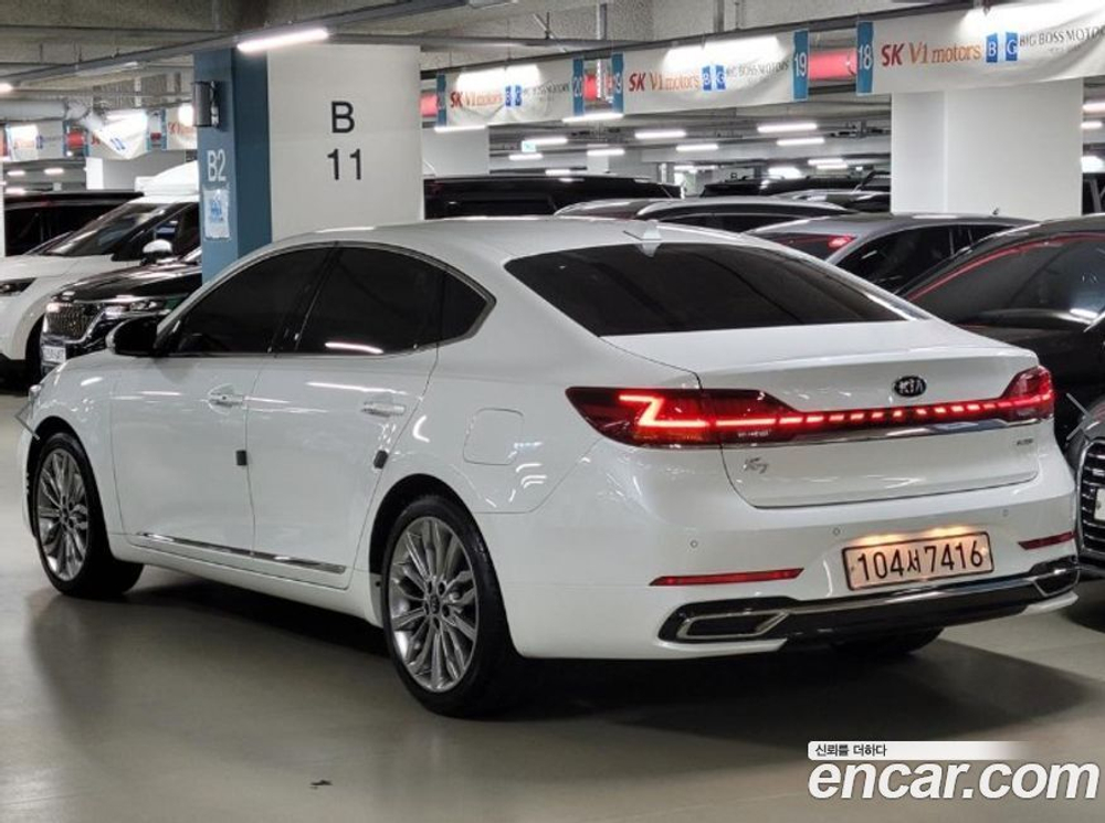 Kia K7 (Cadenza) Premier 2.2 Дизель Prestige (05.2020)