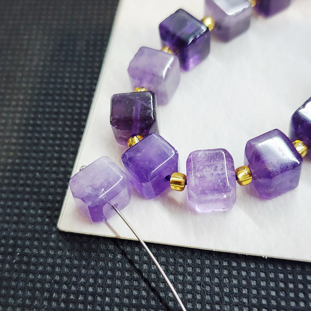 Аметист, бусина кубик 8мм, штучно