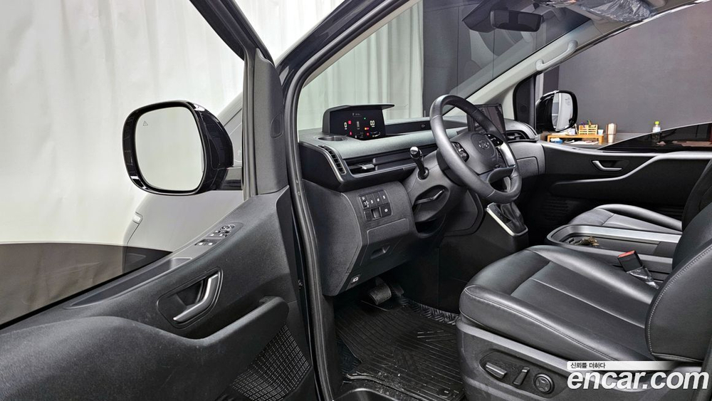 Hyundai Staria Cargo 5인승 (01.2023)
