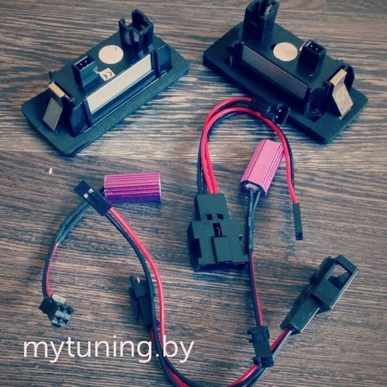 Подсветка номера LED для Volkswagen Passat B6 kombi