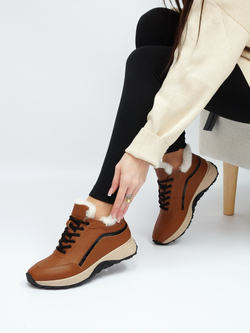 Кроссовки женские зимние