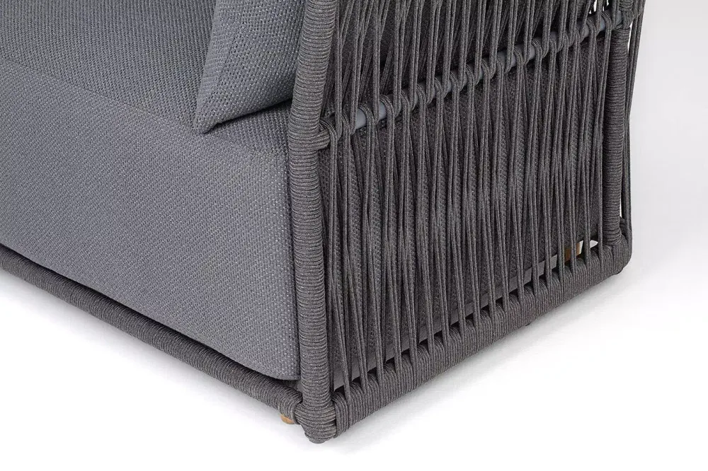 "Лугано" диван 3-местный плетеный из роупа, каркас алюминий темно-серый (RAL7024) муар, роуп темно-серый круглый, ткань темно-серая YB25-0027