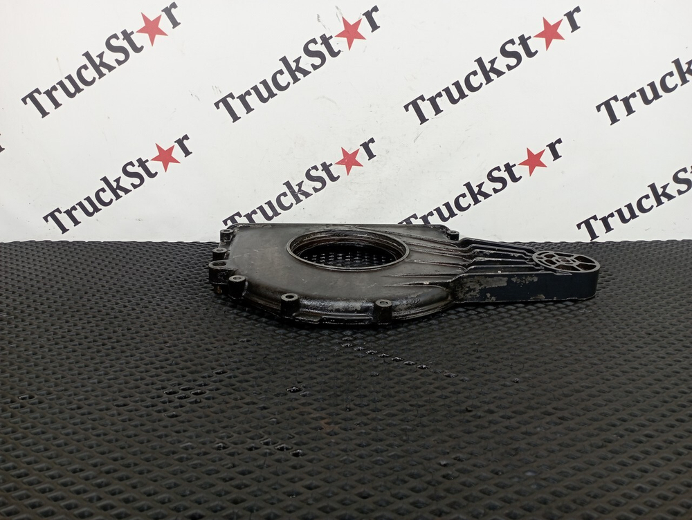 Крышка плиты двигателя