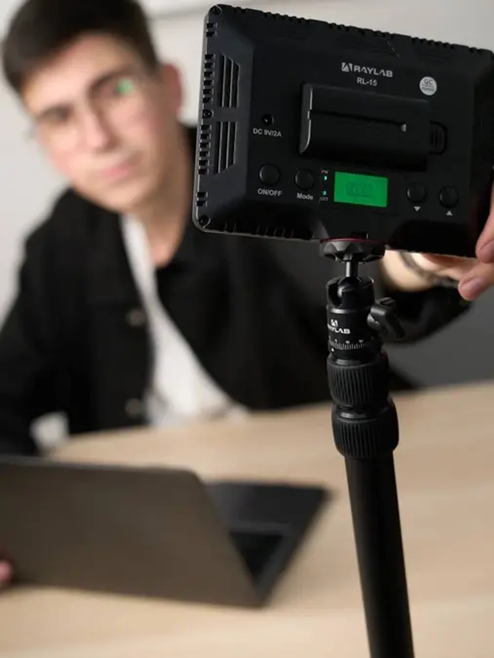 Стойка Raylab RL-DMS45 со струбциной для крепления оборудования к столу