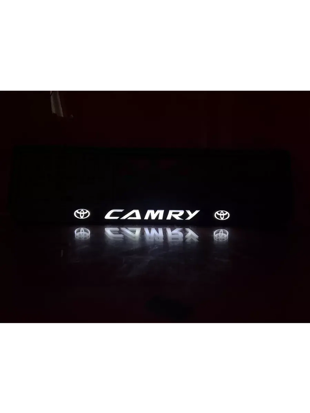 Рамка для номера с подсветкой. Camry.