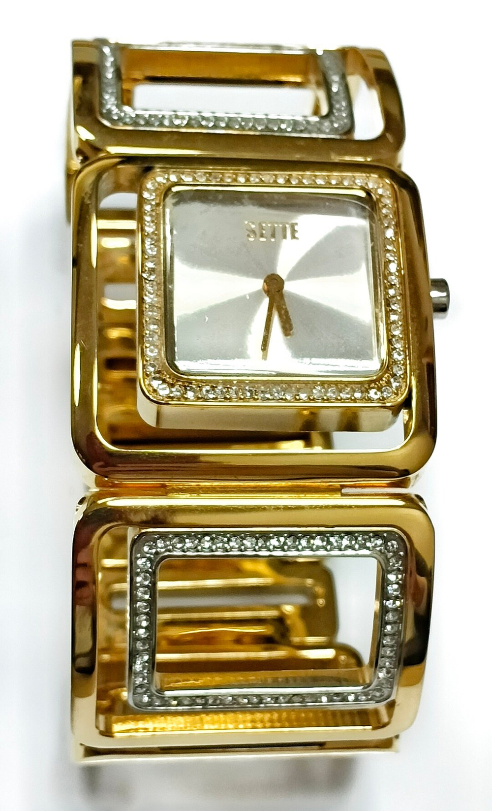 Часы женские кварц,сталь