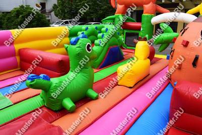 Коммерческий надувной батут "Сафари парк" 12*7*7 м