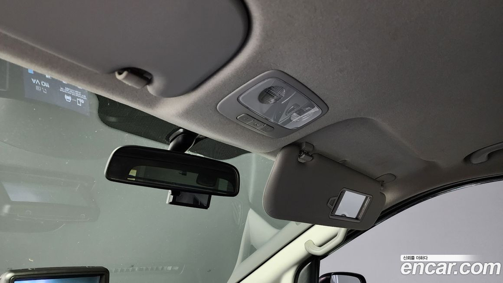 Hyundai The New Grand Starex Van 3-х местный (04.2020)