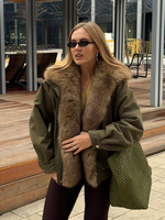 Парка оливковый