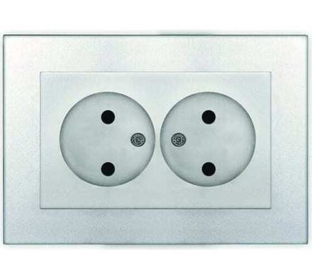 Розетка двухместная "UNIVersal" серия "Афина" б/з, с/у, 16А, 220В, серебро (еврослот) (HU2311)