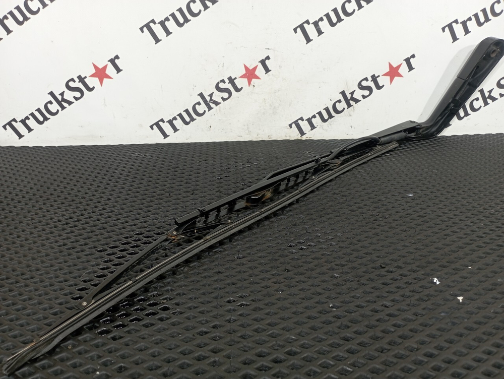 Поводок стеклоочистителя