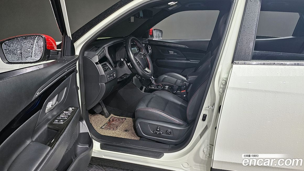 KG Mobility (Ssangyong) Beautiful Korando Бензин 1.5 2WD R-플러스 (06.2022)