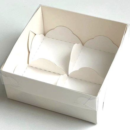 Коробка для моти с пластиковой крышкой (БЕЛАЯ) 4 яч. 12*12*5,5 см