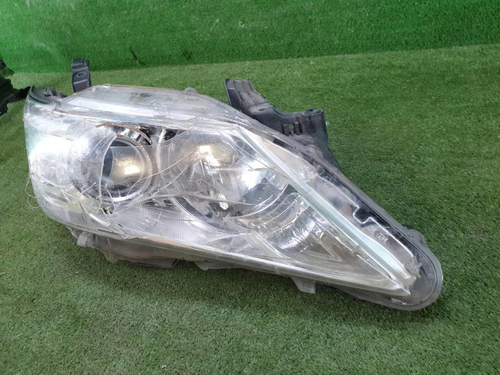 Битая Фара правая Toyota Camry 7 XV50 (2011-2014) ксенон не адаптив