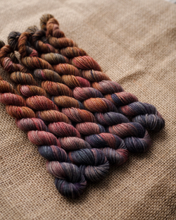 Носочная пряжа с пухом яка "Вершины на закате" (мини)