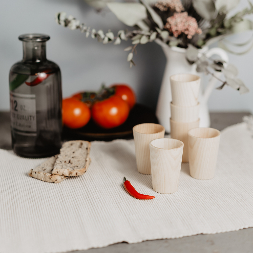 Набор деревянных стопок (рюмок) 6 шт. из древесины кедра. R28