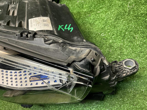 Фара правая Mercedes S W223 (20-нв) Digital Light