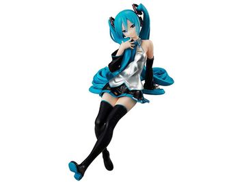 Фигурка Аниме Мику Хацунэ сидячая с синими волосами / Miku Hatsune 17х9см