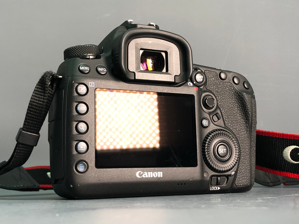 Canon 5D Mark IV Body 44.000 кадров