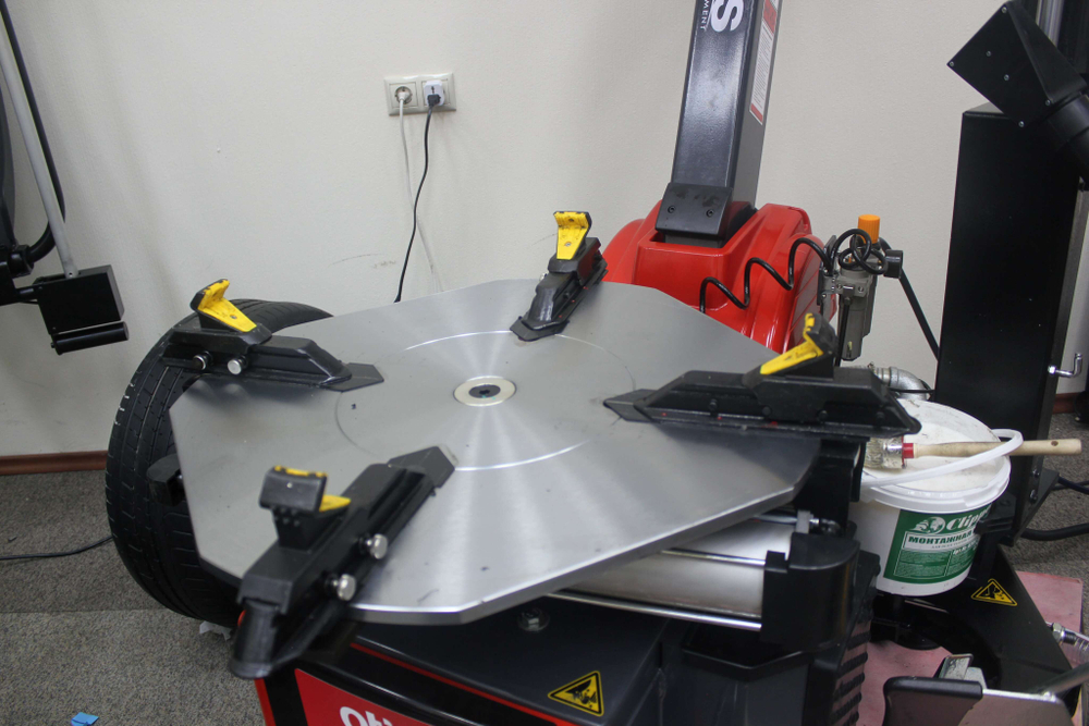 TCA26L Шиномонтажный автоматический станок