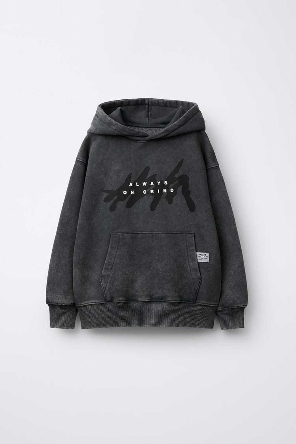 ZARA ХУДИ С ЭФФЕКТОМ ПОТЕРТОСТИ И ПРИНТОМ «ГРАФФИТИ», ТЕМНЫЙ АНТРАЦИТ