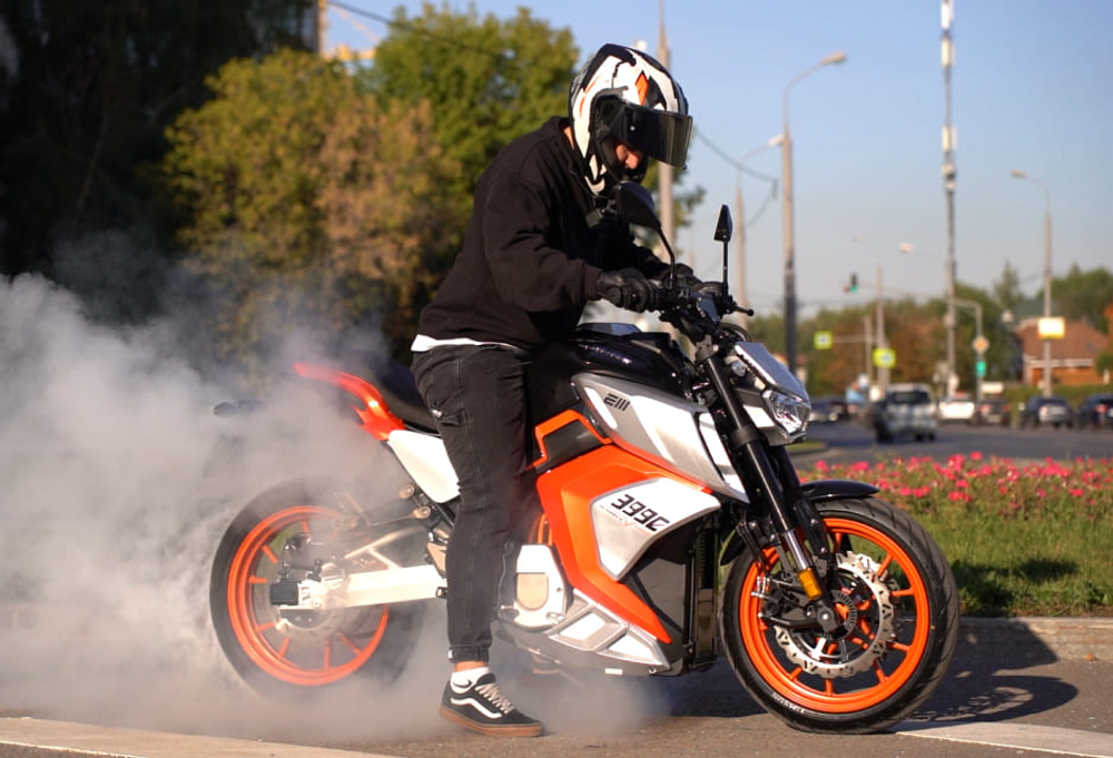 Электромотоцикл SENKE SK8000D