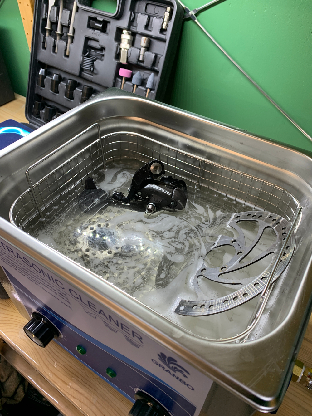 Мойка деталей в ультразвуковой ванне (час)