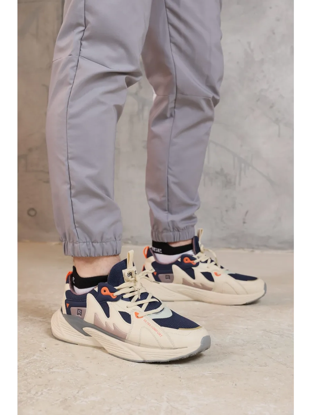 Спортивные брюки джоггеры на манжетах