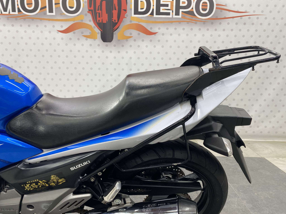 Suzuki GSR250F , 2016