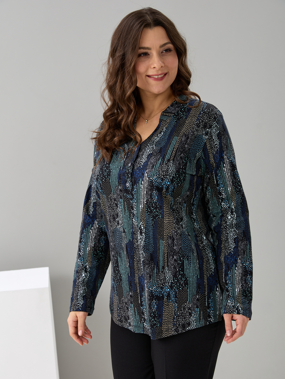 Блузка БЛ-22/черный-разноцветныйпиксель