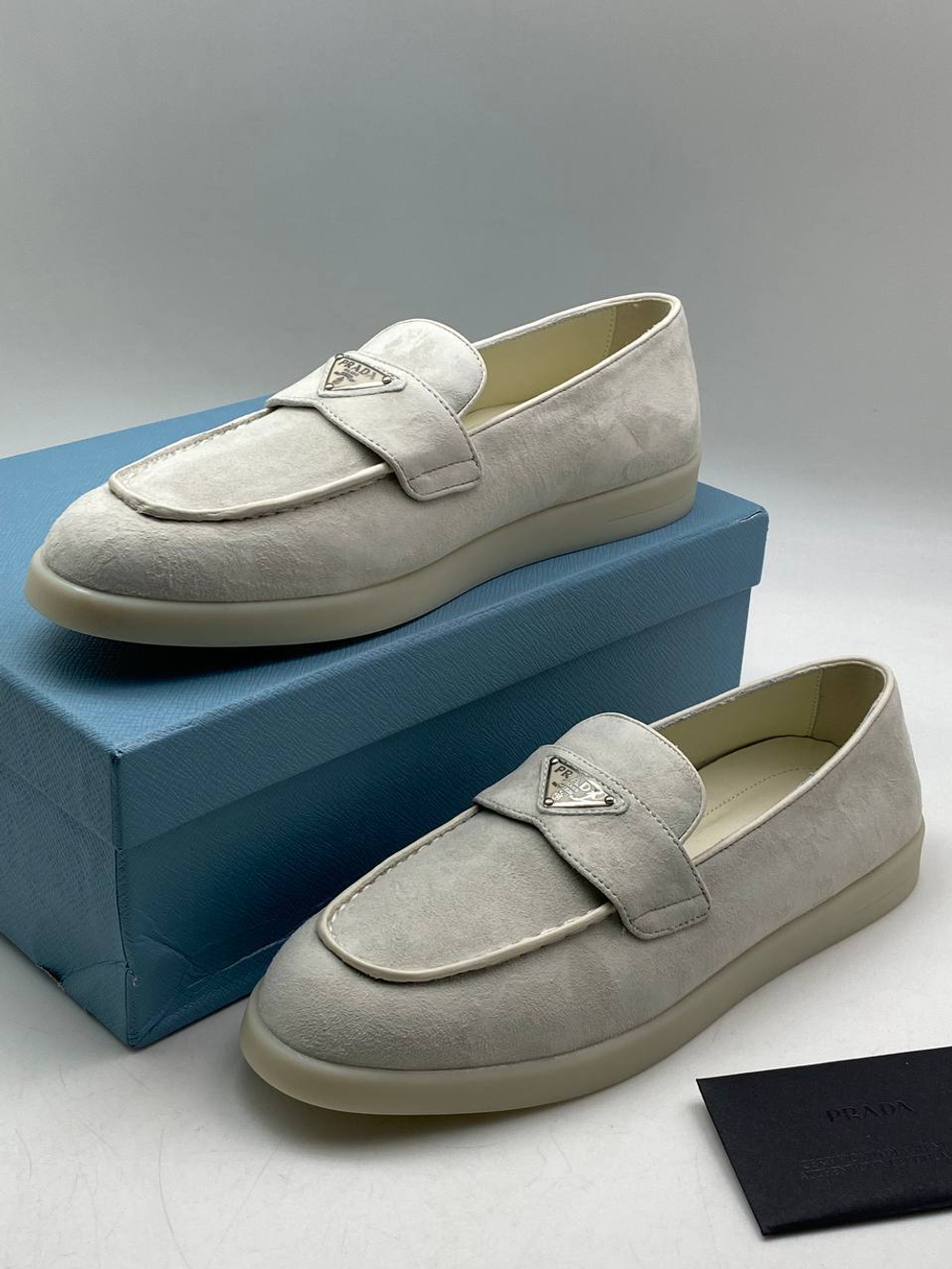 Лоферы Prada