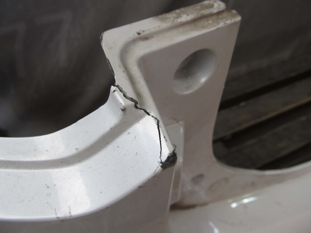 Бампер задний Mitsubishi Outlander 3  Б/У Оригинал 3007270100