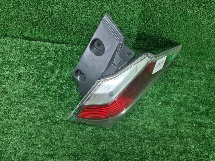 Фонарь правый внешний Nissan X-Trail T32 (2013-2019)