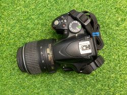 Nikon D3200 kit 18-55mm 3.5-5.6G VR 5000 кадров