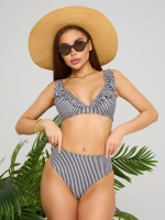 Купальник раздельный с высокой посадкой