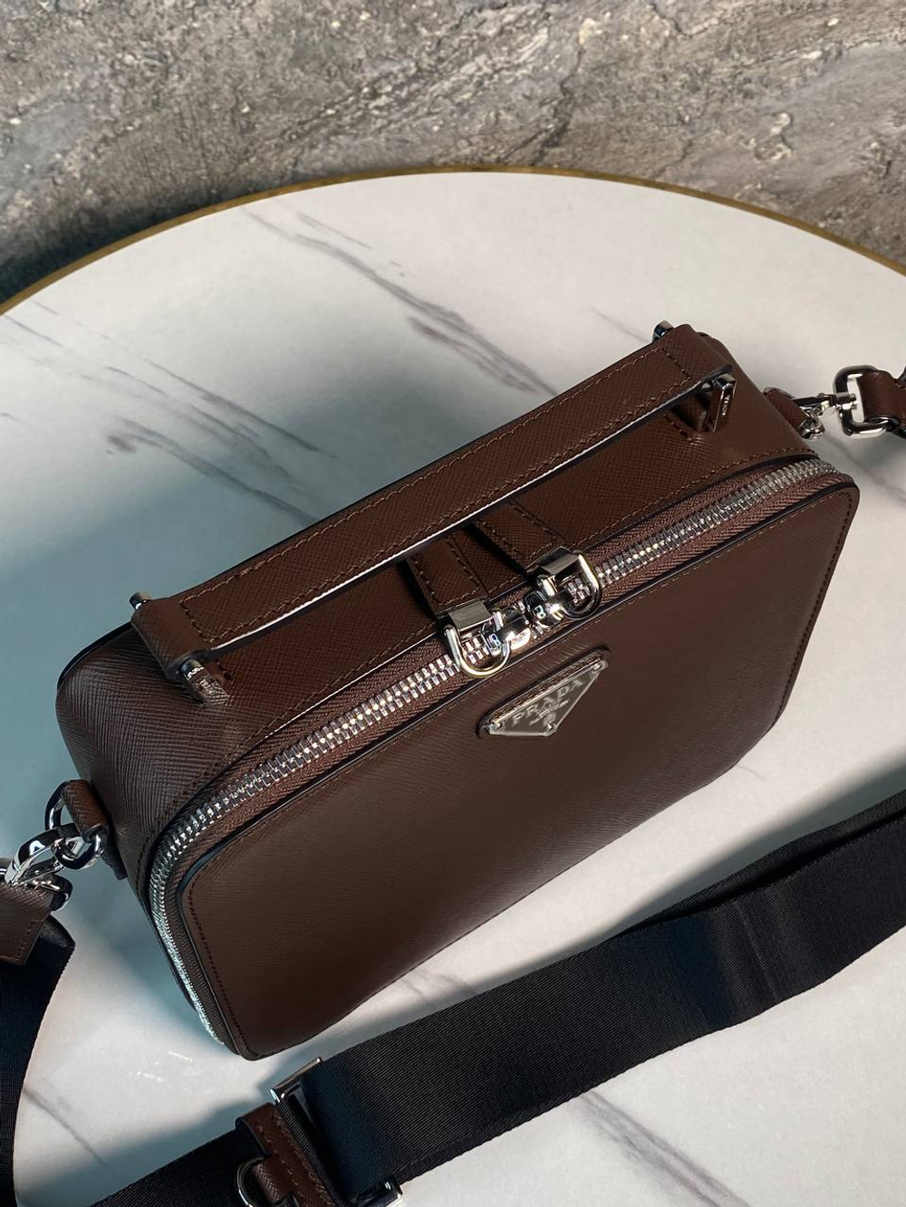 Сумка-мессенджер Prada