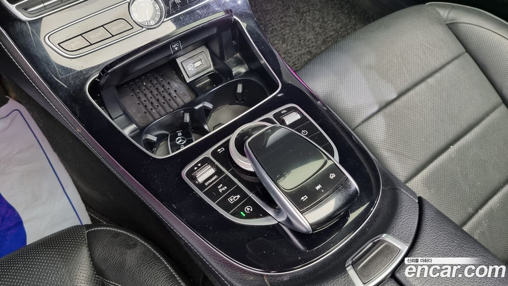 Mercedes-Benz E-Class W213 E300 AMG Line (09.2019)