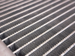 Радиатор кондиционера с ресивером skoda octavia a7 (13-)/vw golf vii (12-)