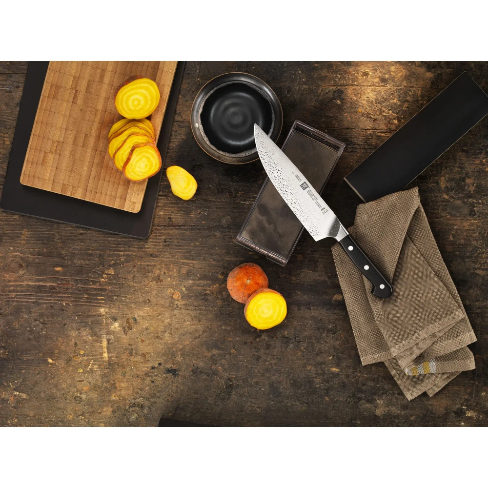 Zwilling Нож Chef's Pro 20 см