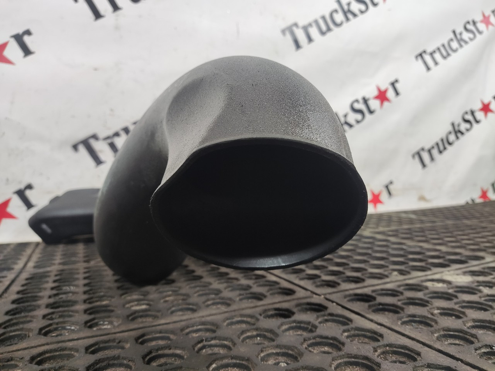 Патрубок воздушного фильтра