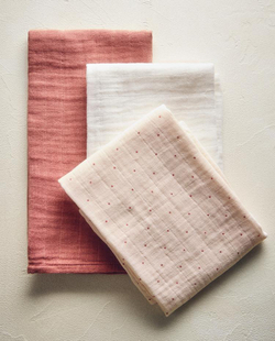 ZARA HOME НАБОР ДЕТСКИХ МУСЛИНОВЫХ САЛФЕТОК (3 ШТ), РОЗОВЫЙ
