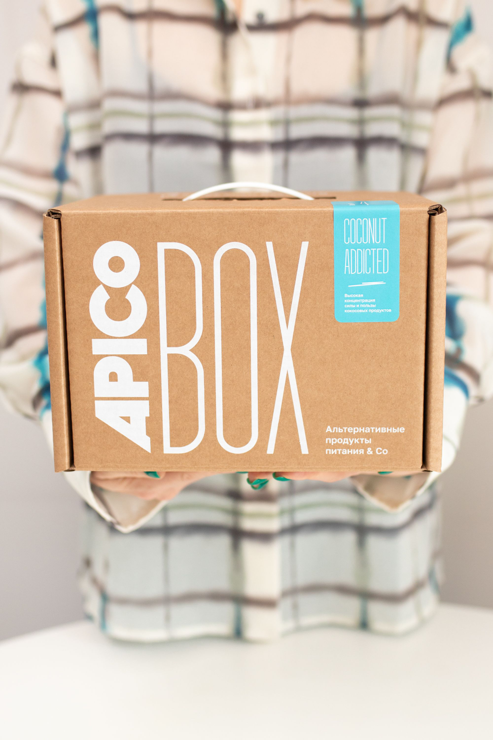 Набор продукты питания из кокоса APICO BOX №4 "Coconut Addicted", подарочный набор из 7-ми продуктов на основе кокоса, новогодний подарок