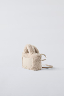 ZARA СУМКА ИЗ ИСКУССТВЕННОГО МЕХА, БЕЛЫЙ