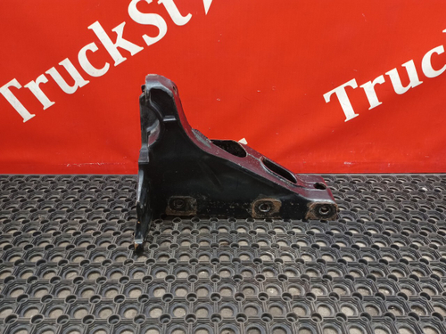 Кронштейн торсиона кабины левый 2018г