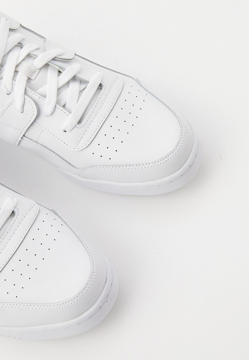 Кроссовки мужские REEBOK WORKOUT PLUS ex-HP5909