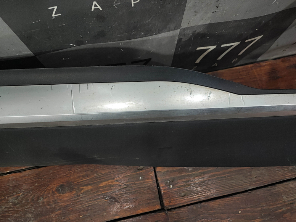 Накладка двери задней левой Hyundai Santa Fe 4 (TM) 20-нв Б/У Оригинал 87731S1AB0SCR